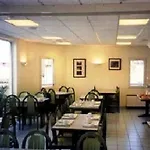 Espace Cite 2* קרקסון