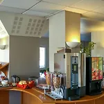 מלון Espace Cite קרקסון