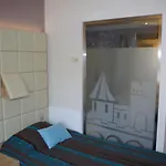 Espace Cite מלון קרקסון