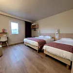 Espace Cite קרקסון