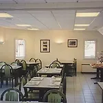 Espace Cite קרקסון