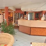 Espace Cite 2*