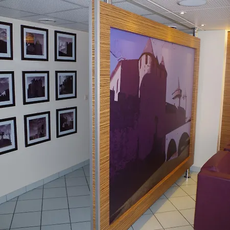 Espace Cite Szálloda