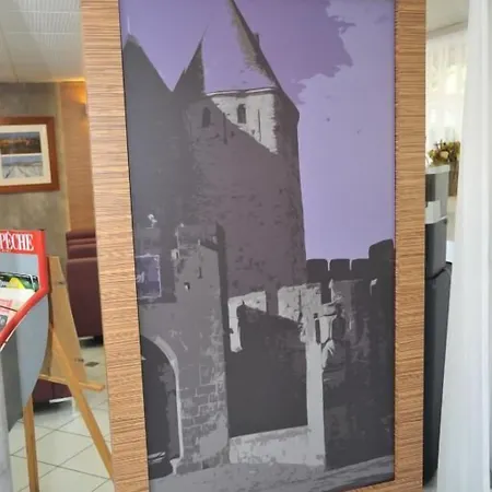 Hotel Espace Cite 2*