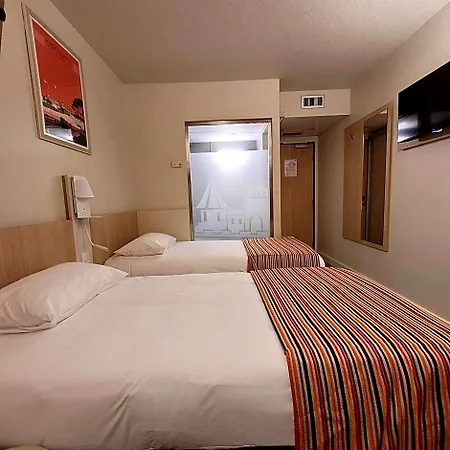 Espace Cite 2* Каркассон