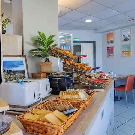 Espace Cite Hotel 2*