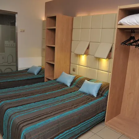 Espace Cite 2*