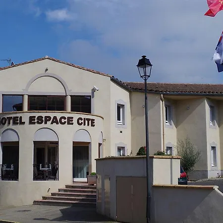 Espace Cite Szálloda 2*