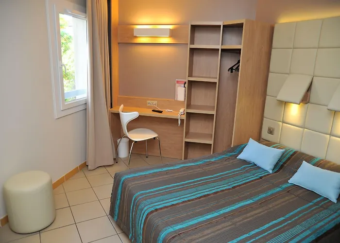 Espace Cite Ξενοδοχείο