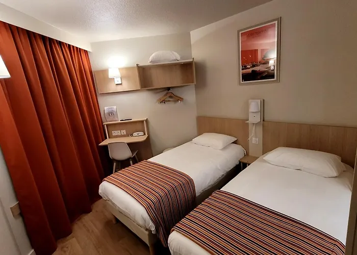 Hotel Espace Cite 2*