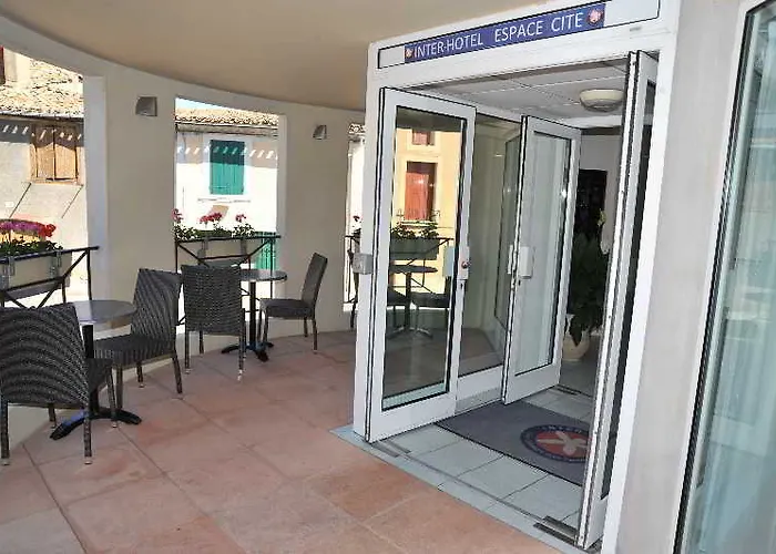 Espace Cite Ξενοδοχείο